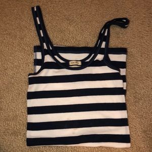 hollister social stretch blue and white tank